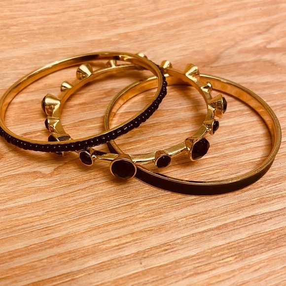 Women’s Black and Gold Three Piece Bangle Bracelet Set. - Picture 2 of 6